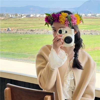 机场实拍：明星代言隐婚生子，全网玩梗